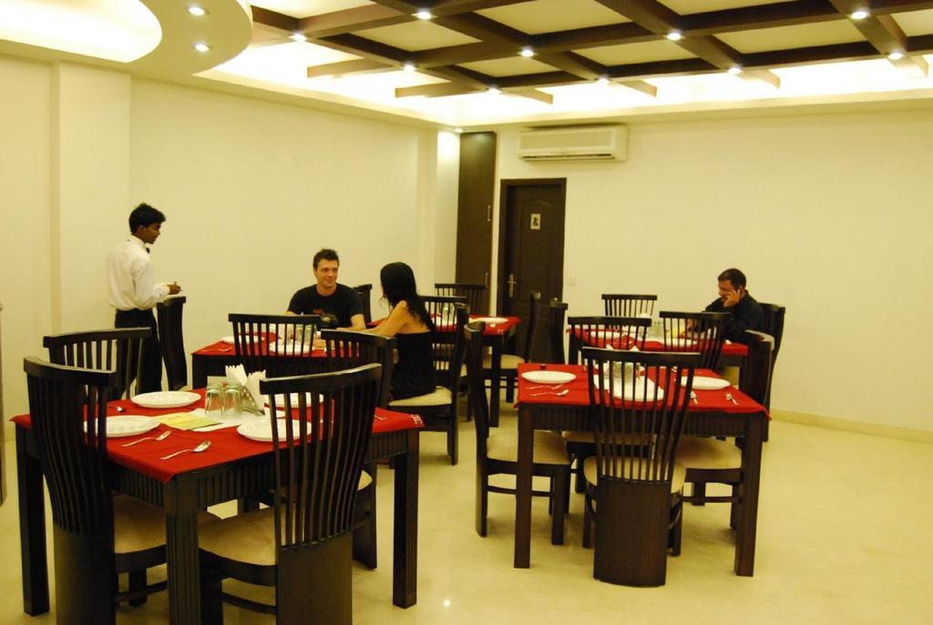 Hotel New Walnut Castle Paharganj Exterior foto